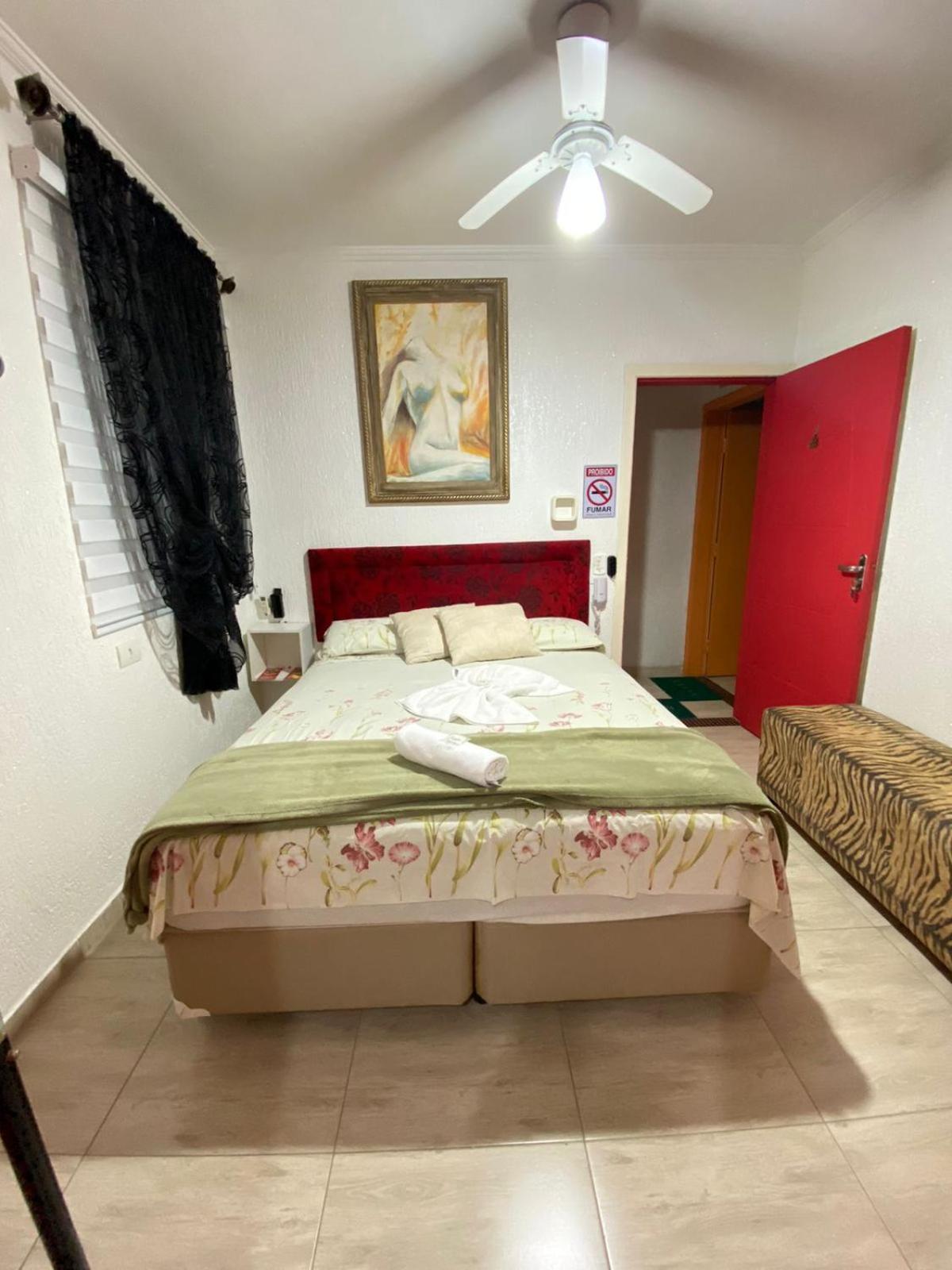 Suites Sol Do 瓜鲁雅 外观 照片